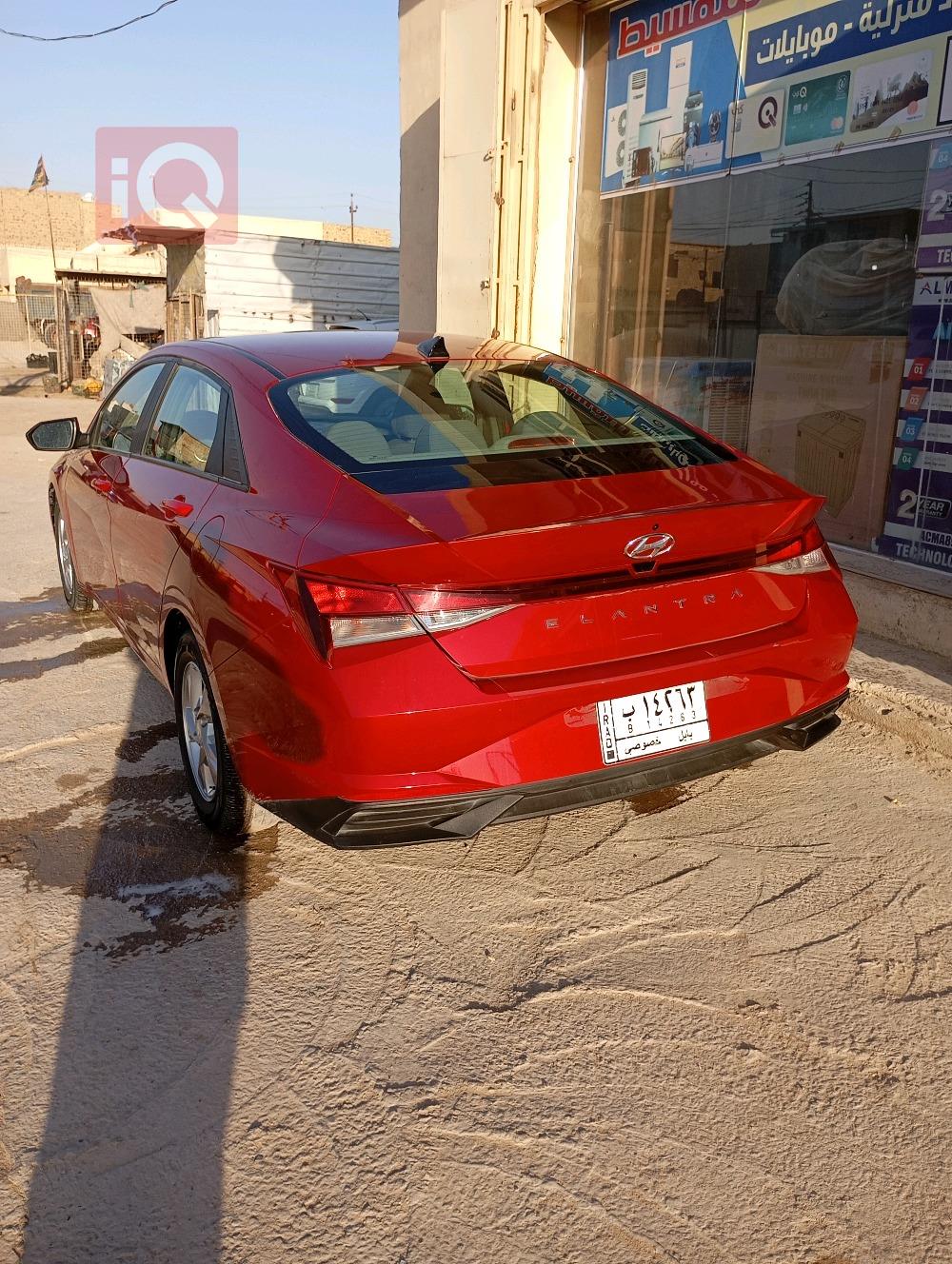 Hyundai Elantra